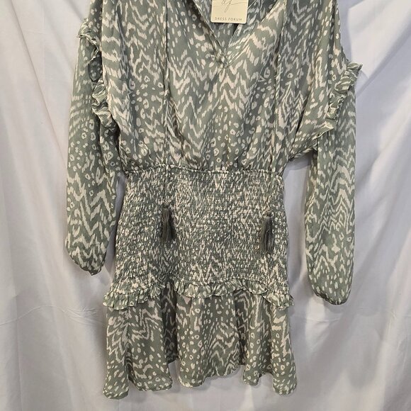 NWT Dress Forum Dress Green Size Small Ruffles Smacked - Picture 2 of 11